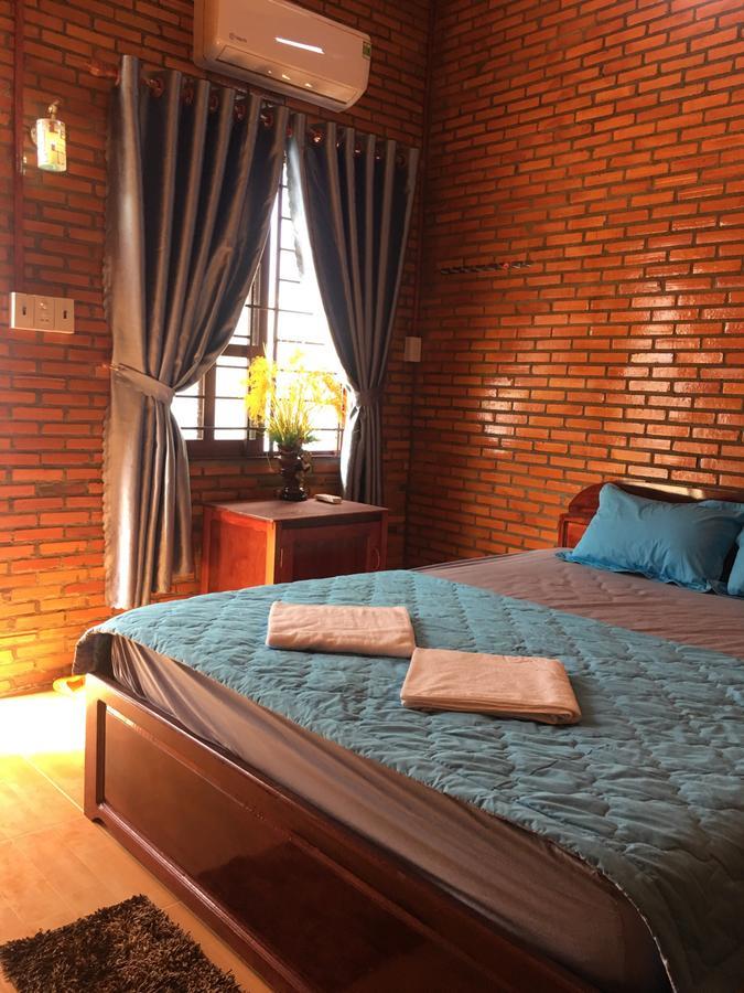 Nam Cat Tien Homestay Exterior photo